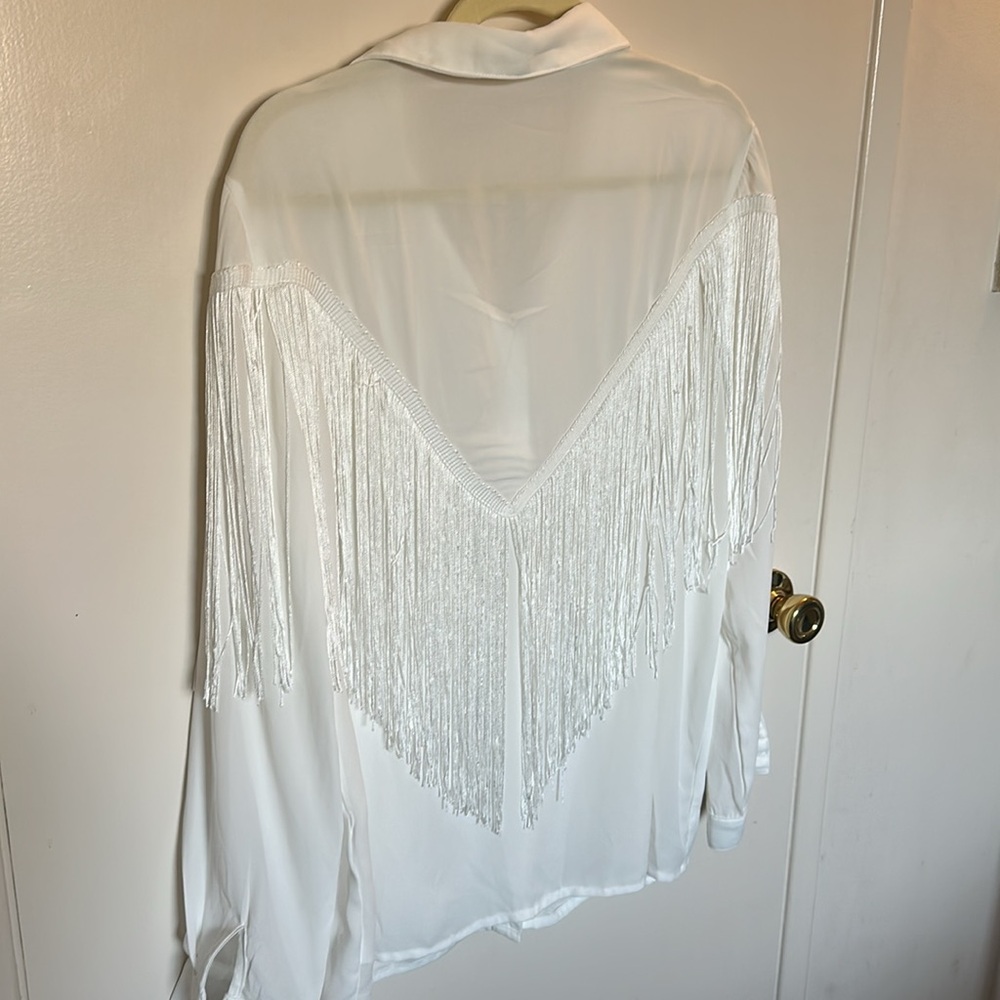 Fringe button down - Picture 2 of 3